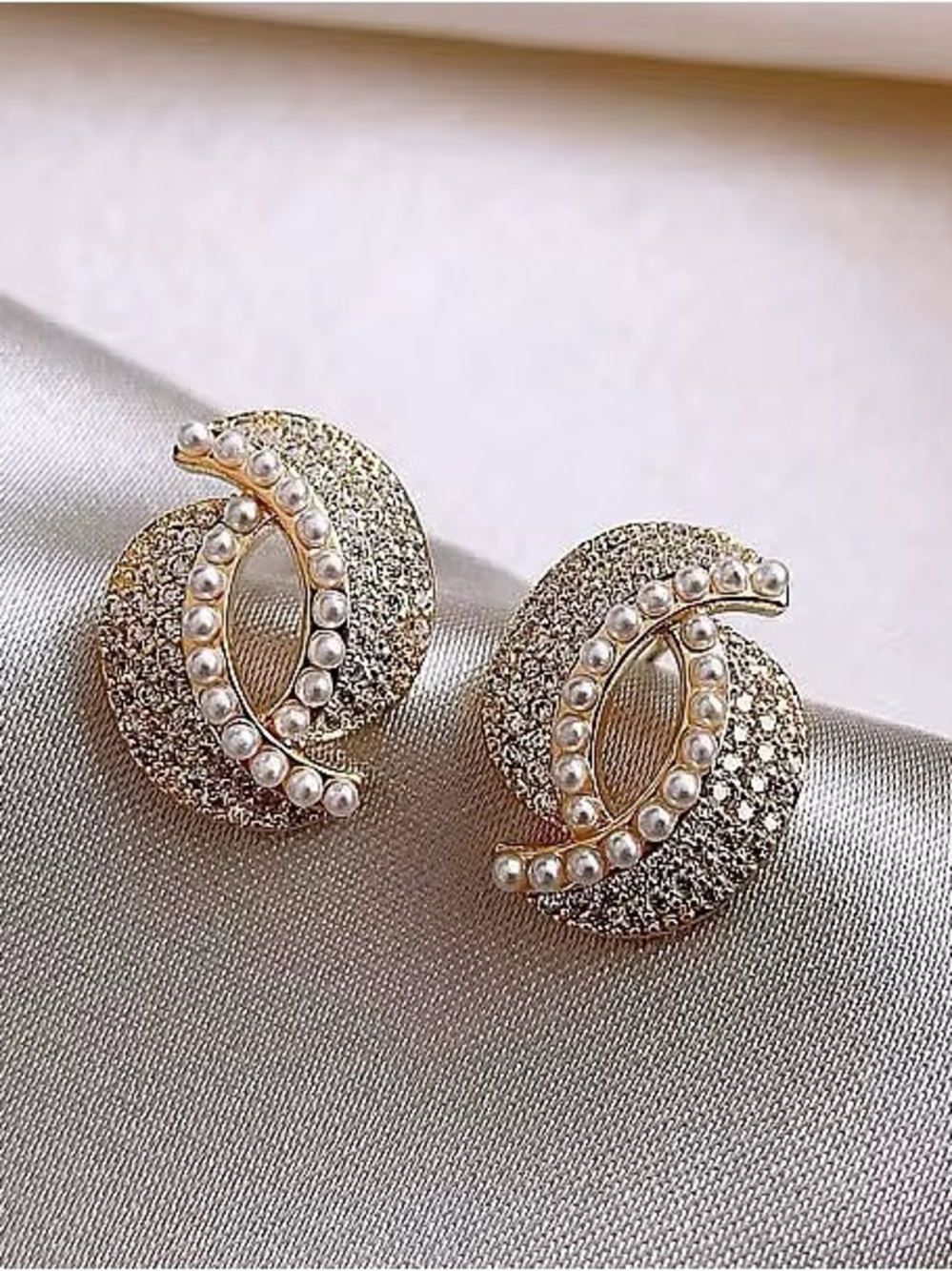 Gold-Tone Pearl & Crystal Circle Stud Earrings